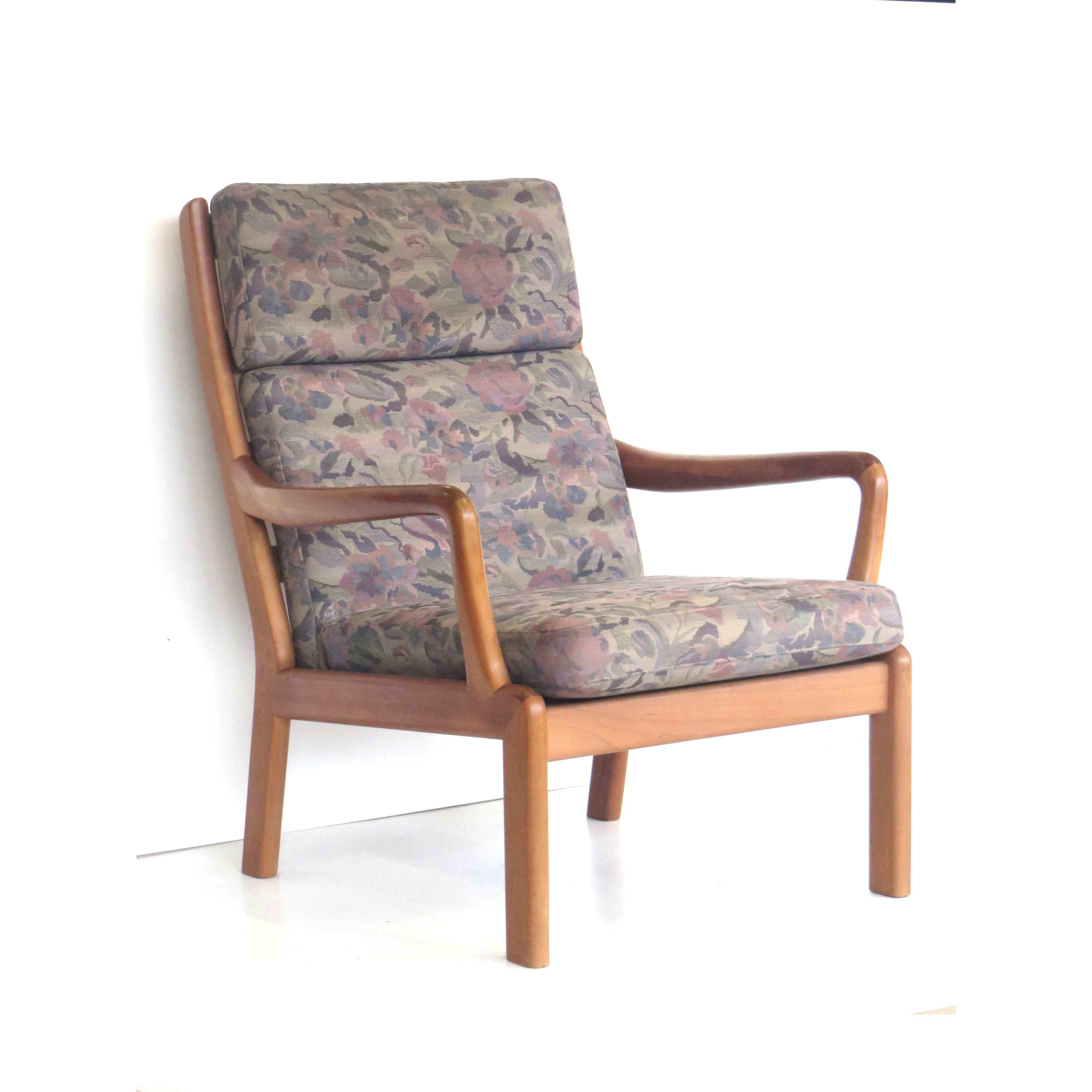 Danish design vintage armchair by L. Olsen & Son made in the 1960s