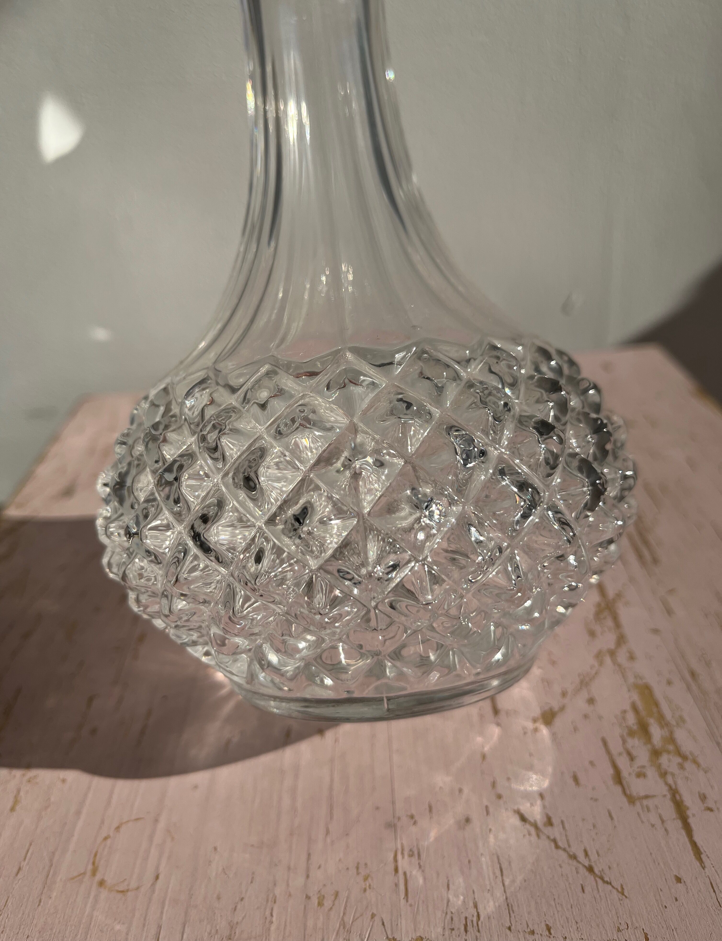 Liquor decanter crystal diamond tips
