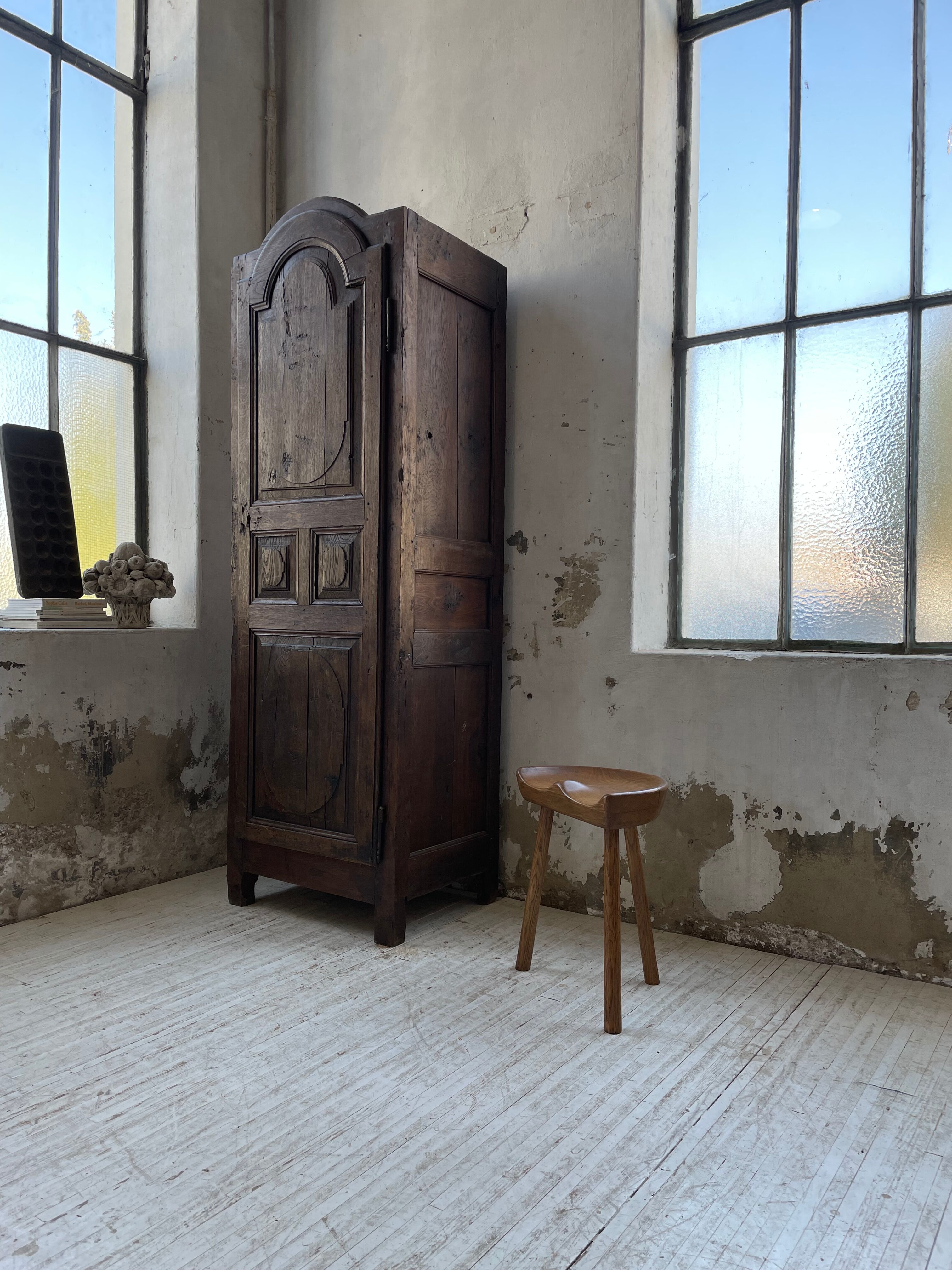 Savoyard solid oak cabinet XVIIIth