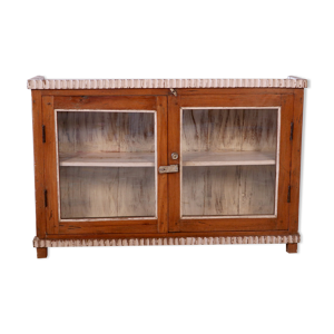 Ancienne vitrine art