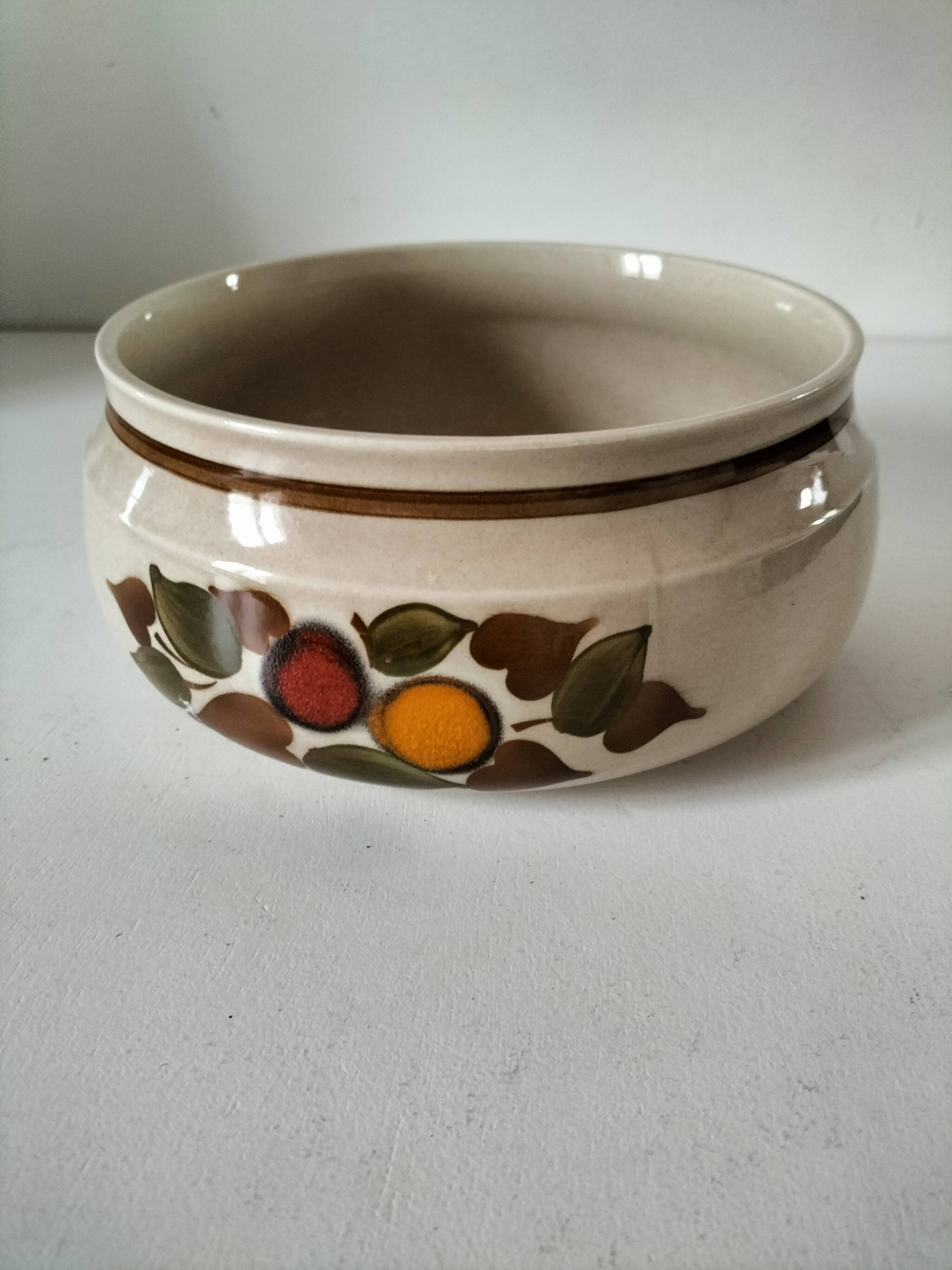 Villeroy & Boch dish, vintage beige stoneware from the 1970s