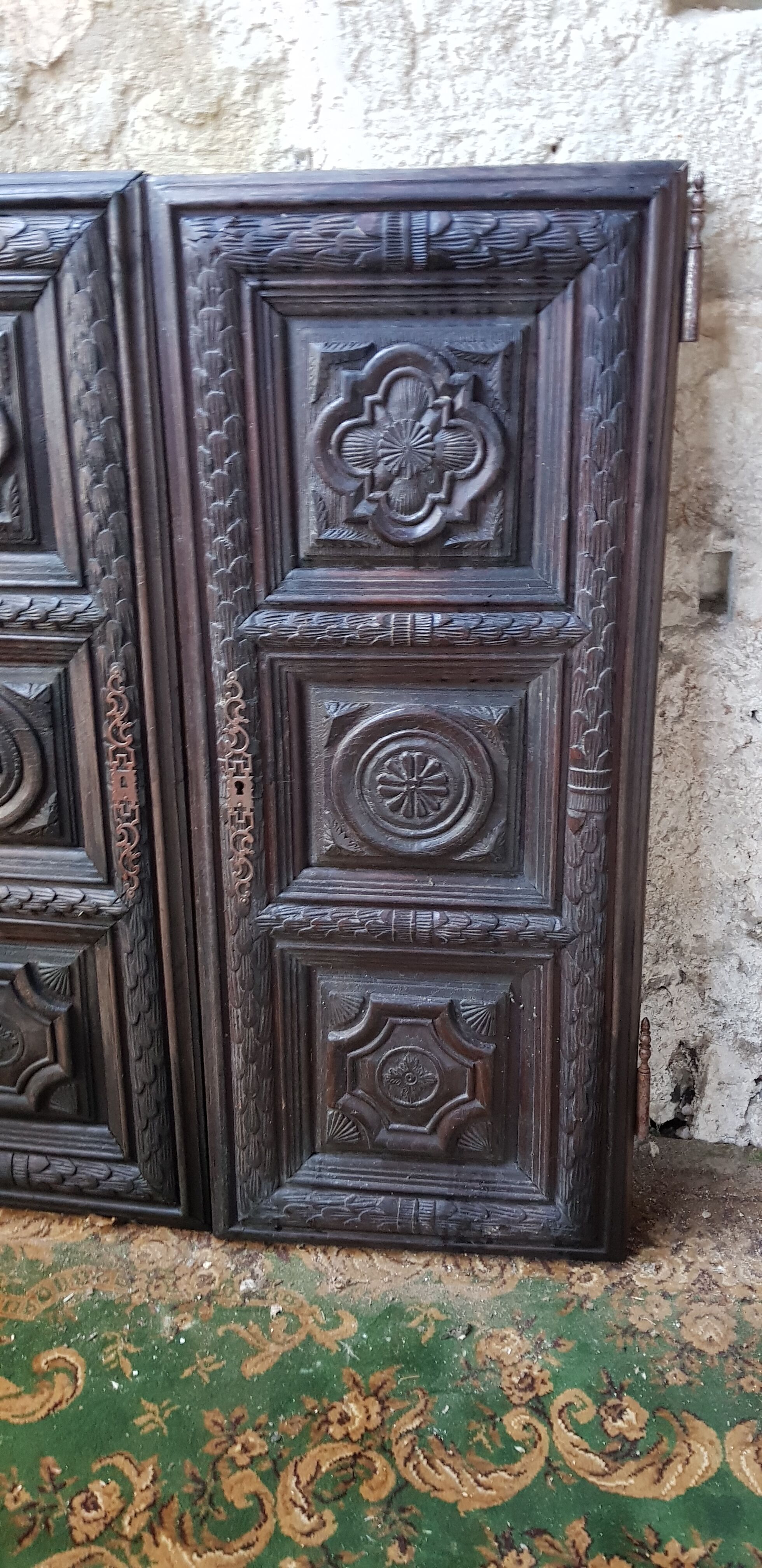 Sculpted doors pair