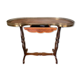 Kidney table with marquetry with bronze gallery