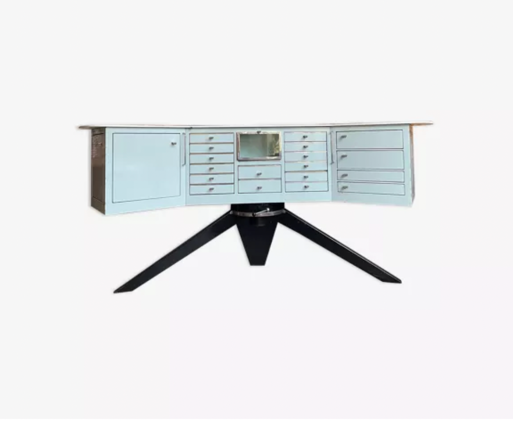 Pininfarina dentist's furniture