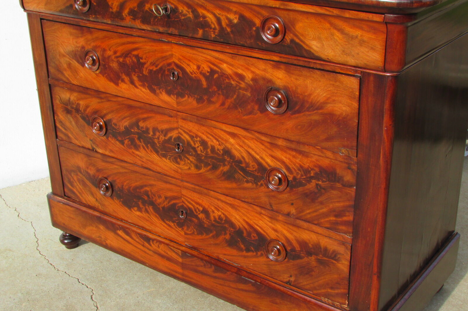 Louis Philippe chest of drawers in mahogany, late XIXth
