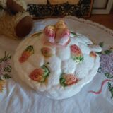 Sarreguemines slip sugar bowl