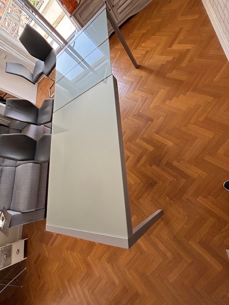 Table extensible en verre Cancio modèle concept