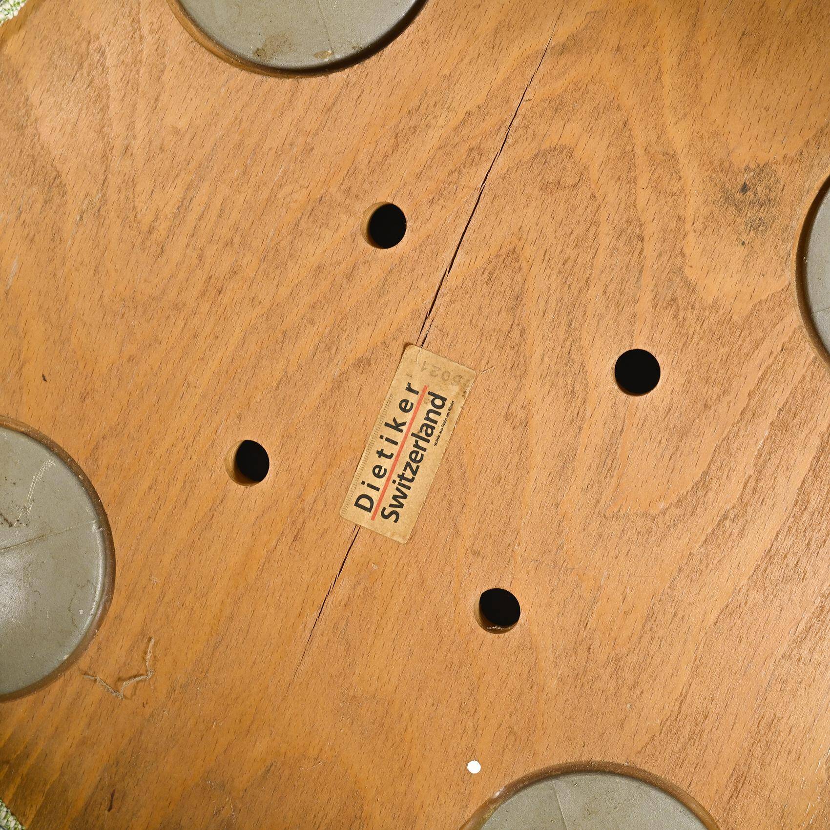 Suite de quatre chaises par Bruno Rey, 1971