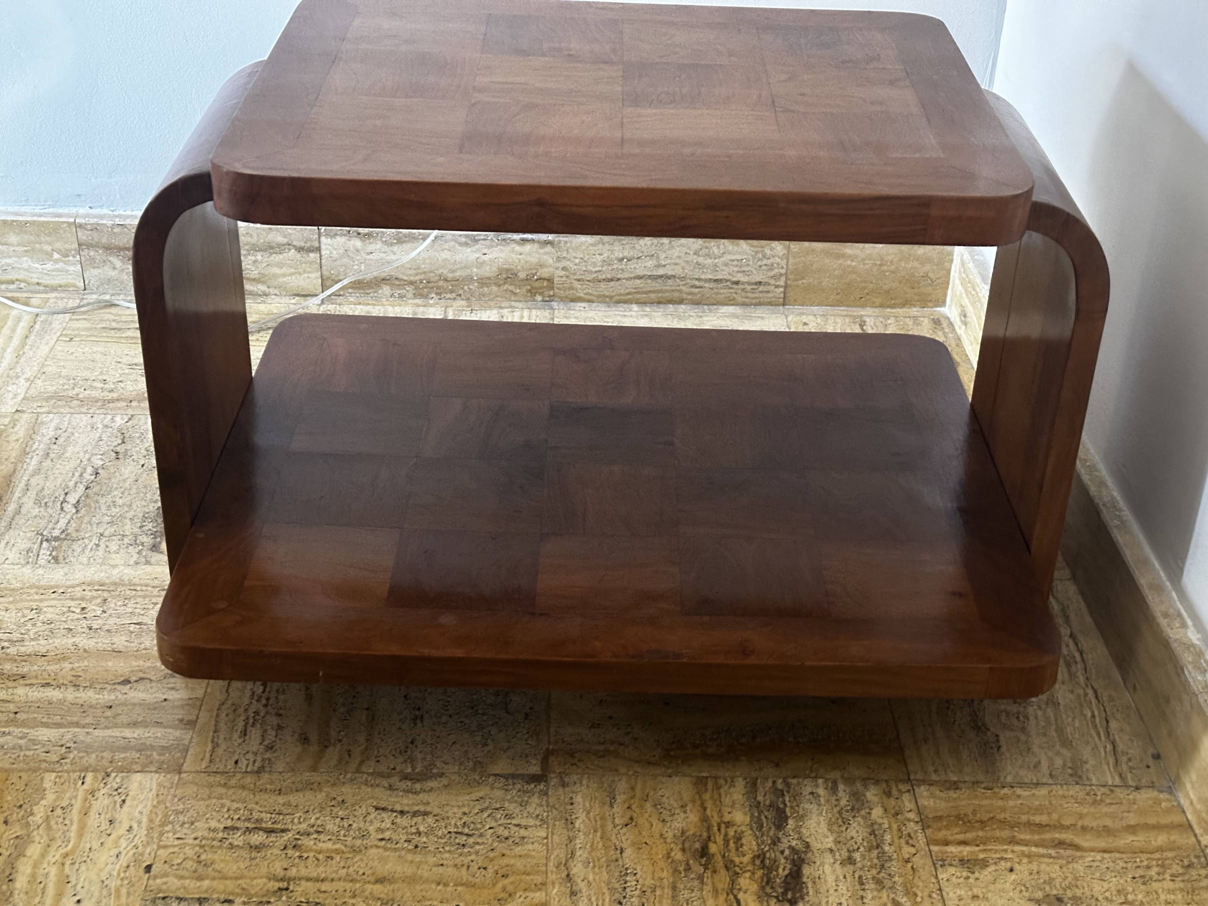 1930s Art Deco side table in marquetry walnut