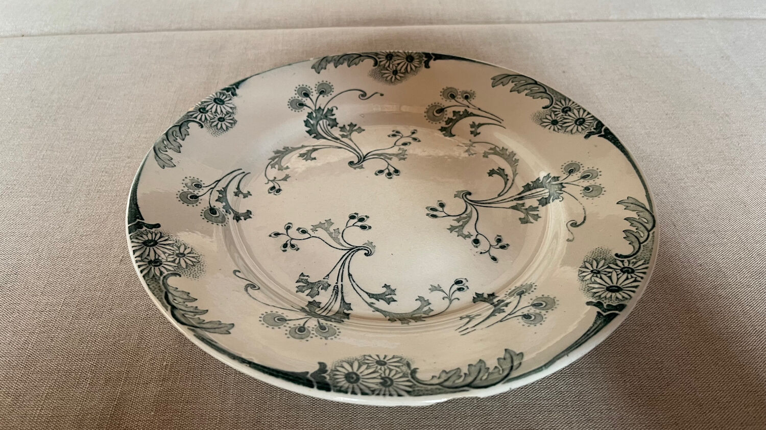 Set of 6 flat plates KG Luneville vintage