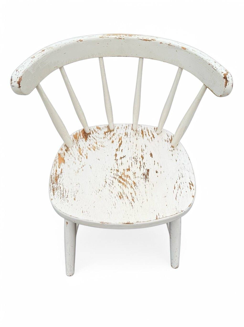 Set of 4 vintage Scandinavian chairs in solid wood.