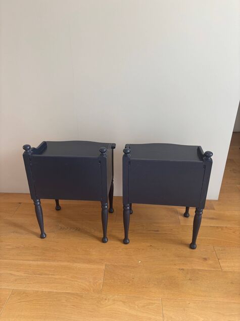 2 tables de chevet - Suède années 70/80