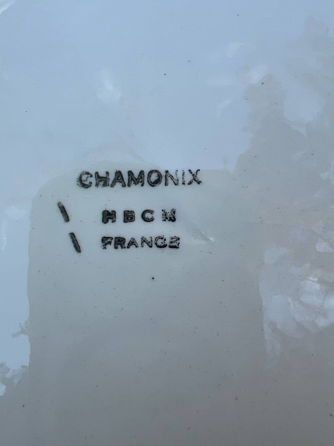 Service de table en faïence Modèle Chamonix