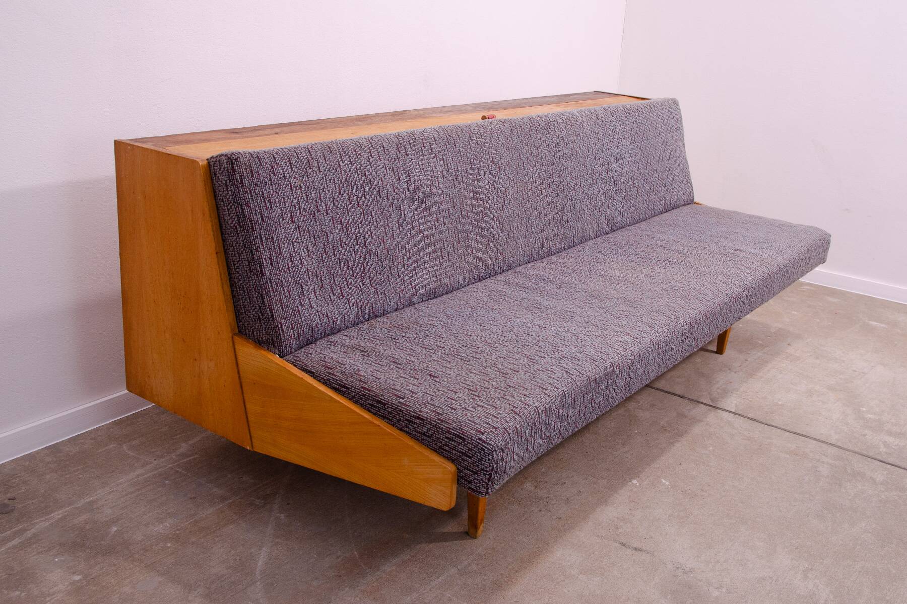 Canapé-lit pliant vintage par Tatra Nabytok, 1970, Tchécoslovaquie