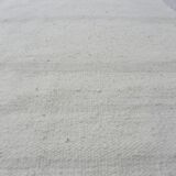 Hand-knotted Traditional Artisan Rug in Beige Ecru without Pattern