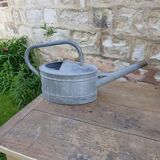 Zinc watering can