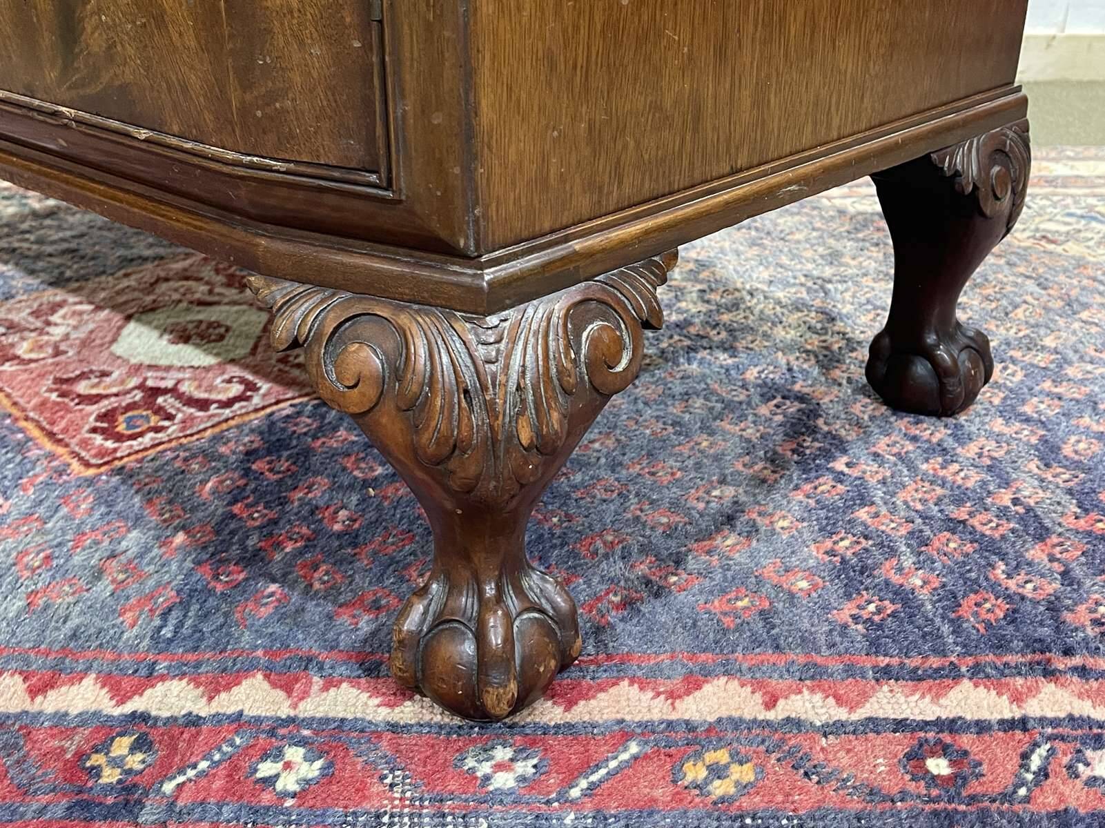 English mahogany sideboard from the 1930s with 2 drawers