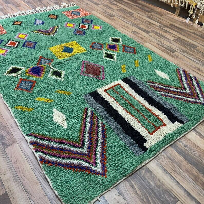 Moroccan Berber rug 250cm x 150cm