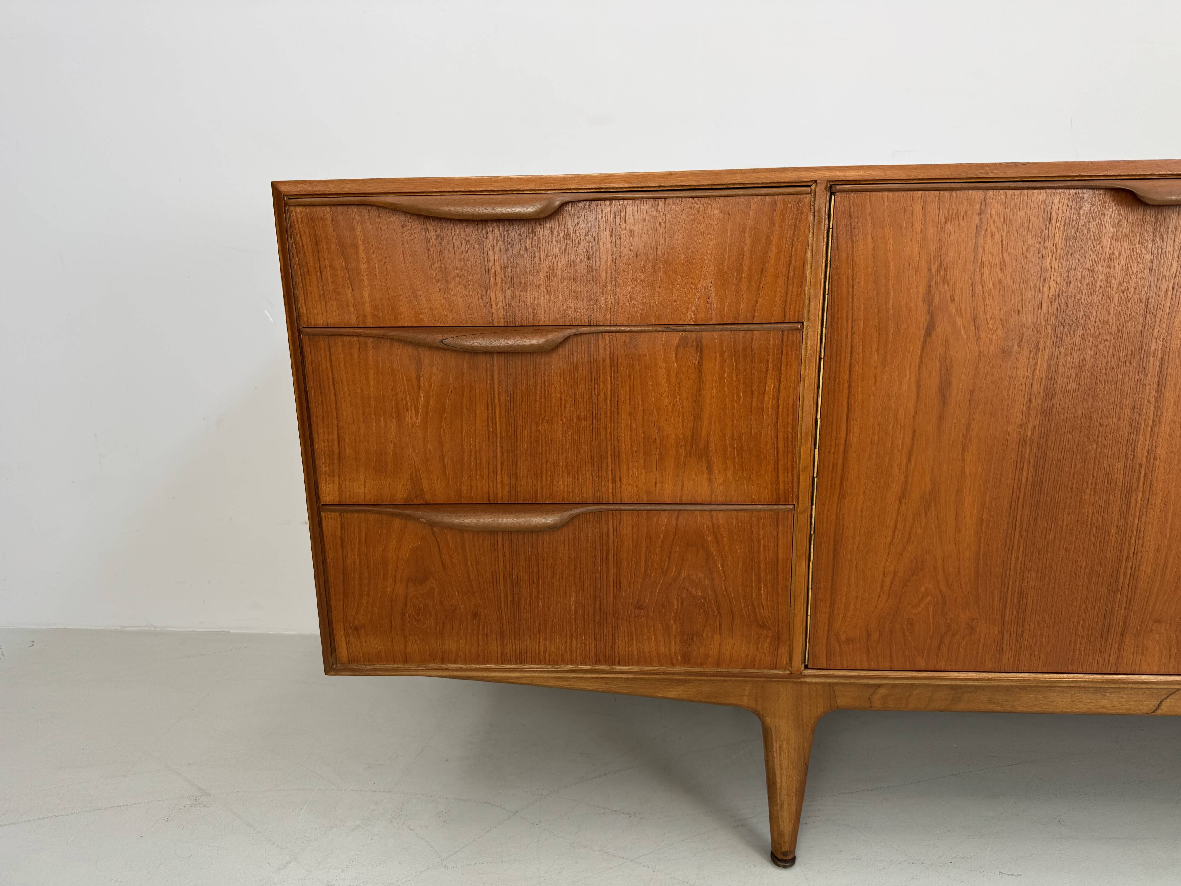 Vintage McIntosh sideboard designed by T. Robertson from the 1960s.