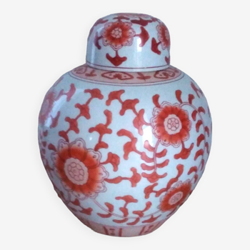 Orange-red Chinese ginger pot