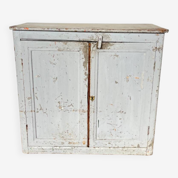 Old workshop buffet with original patina