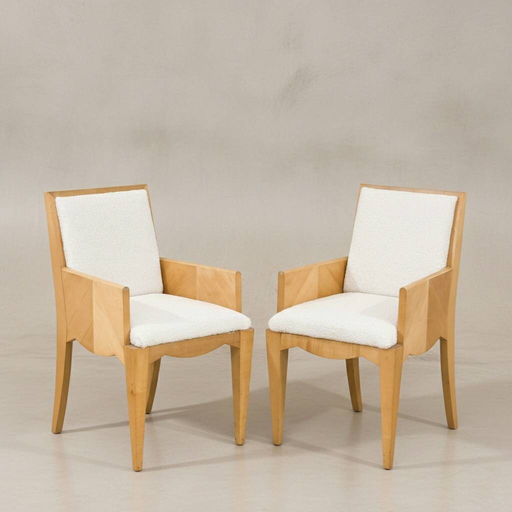 Paire de chaises / fauteuils en bois – Travail moderniste