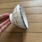 Bol Digoin model Mary Lou on footstool 251009