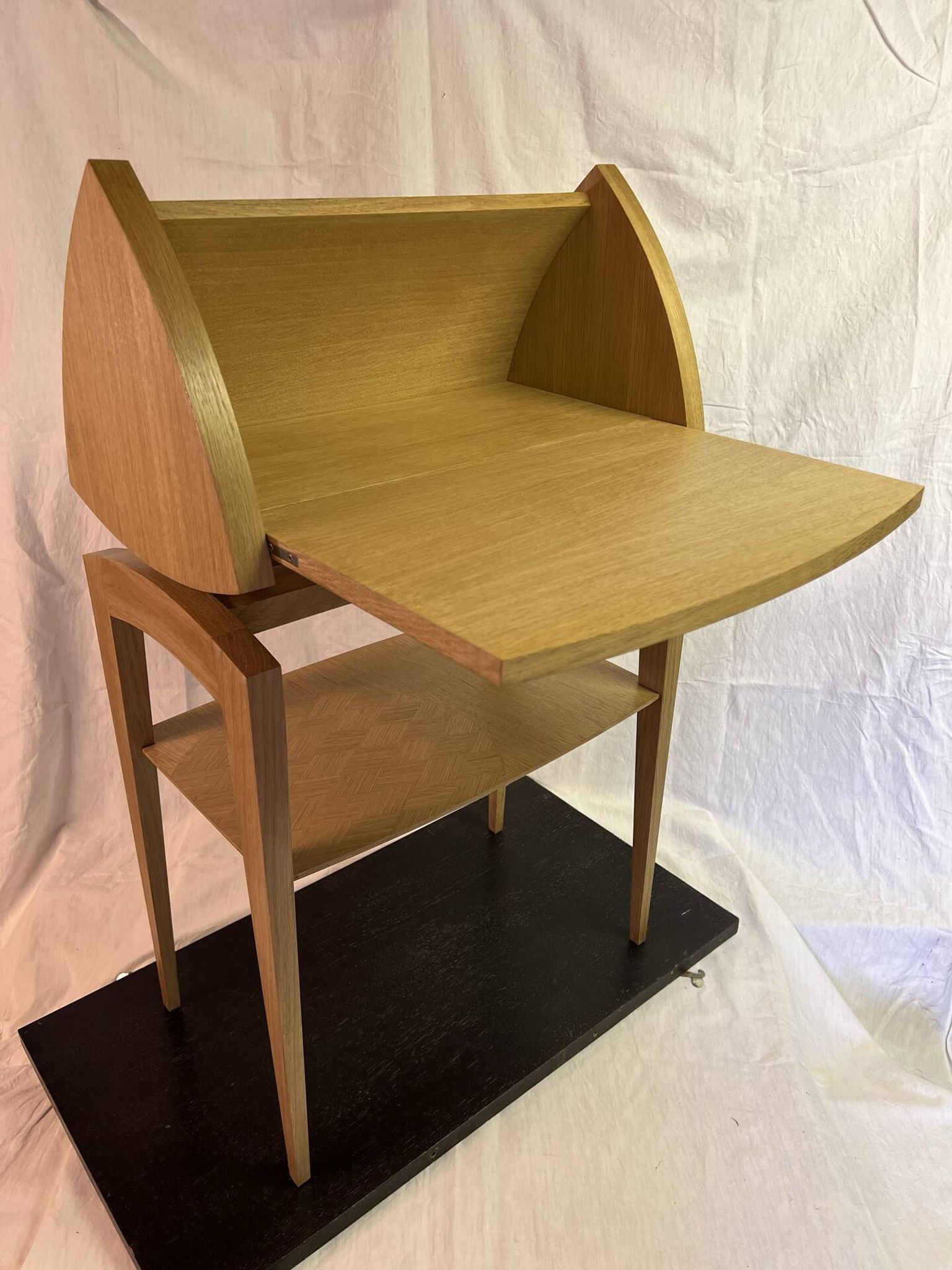 Cabinet à abattant