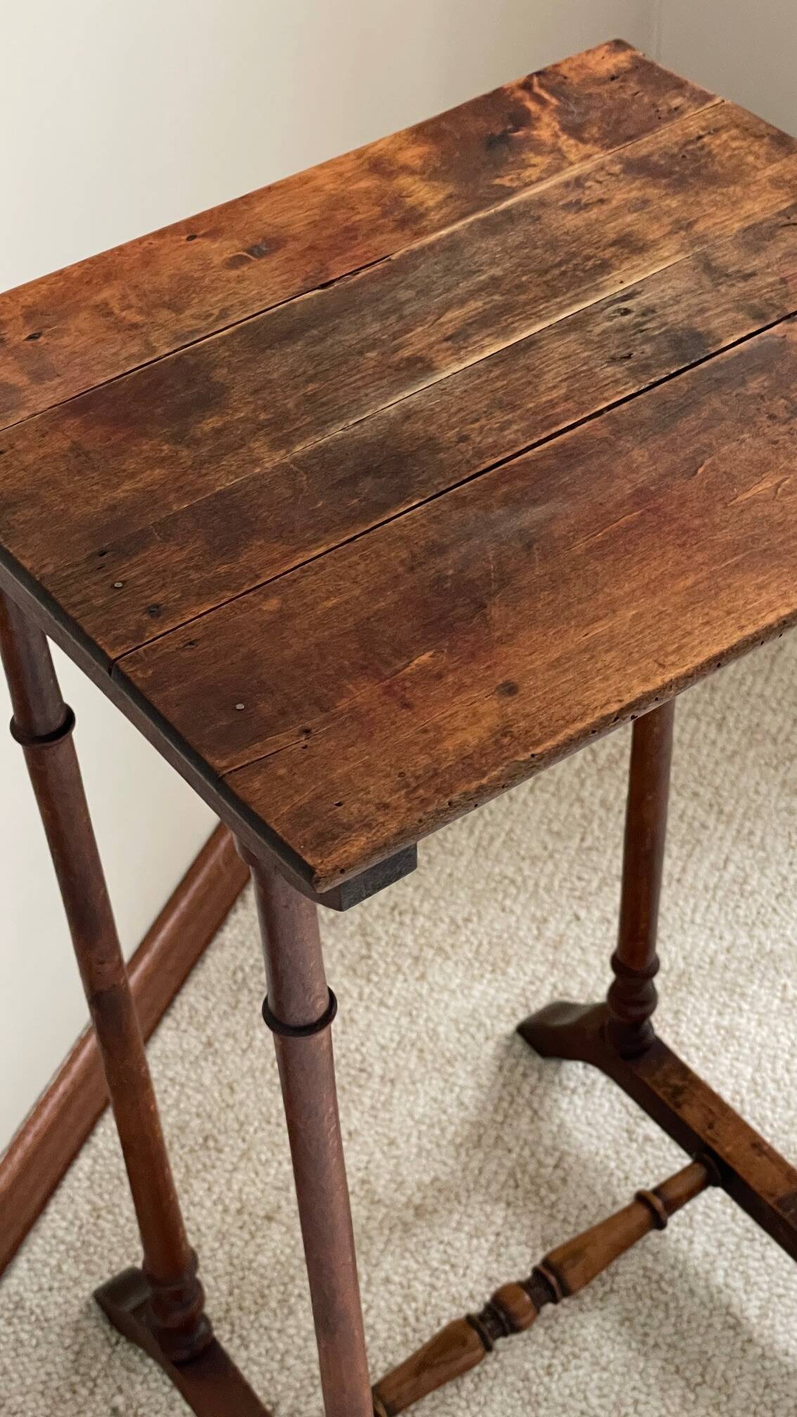 NIGHTSTAND Antique Turned Wood