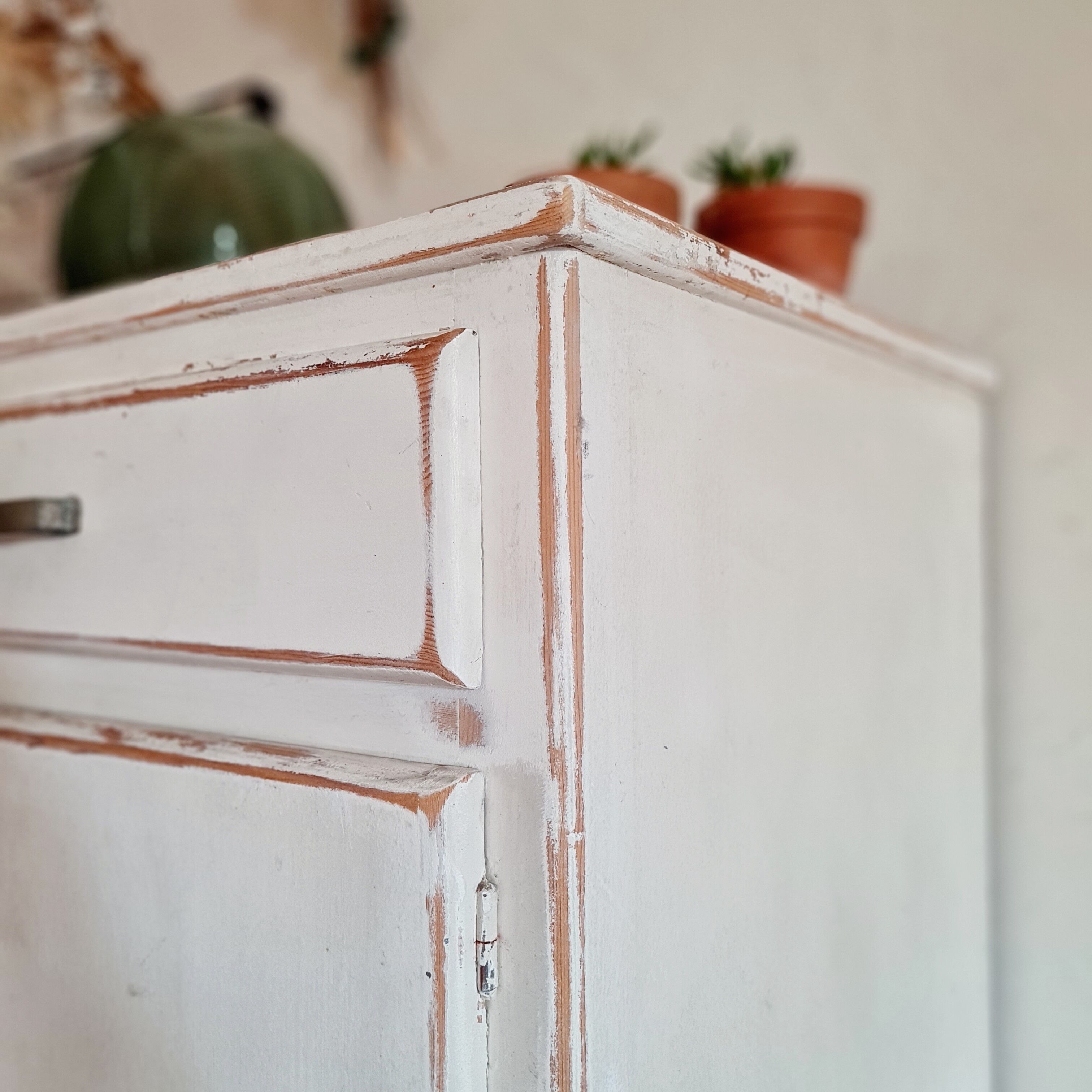 Buffet - bahut blanc ancien blanc patiné