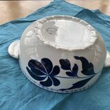 Saladier avec anses ancien modèle thebes charbonnier terre de fer salins fleurs bleues cobalt