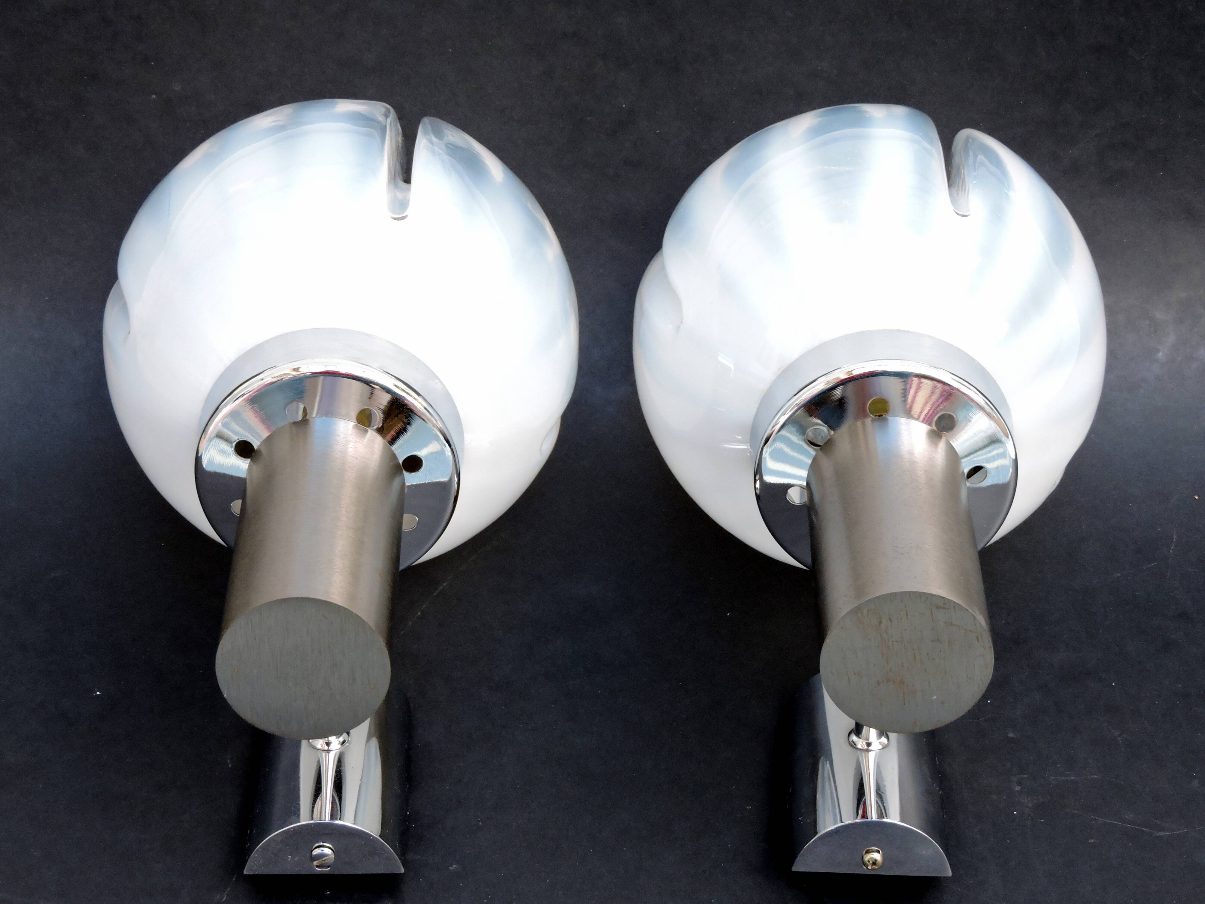 Pair of wall lamps Mazzega opalescent Murano Italy