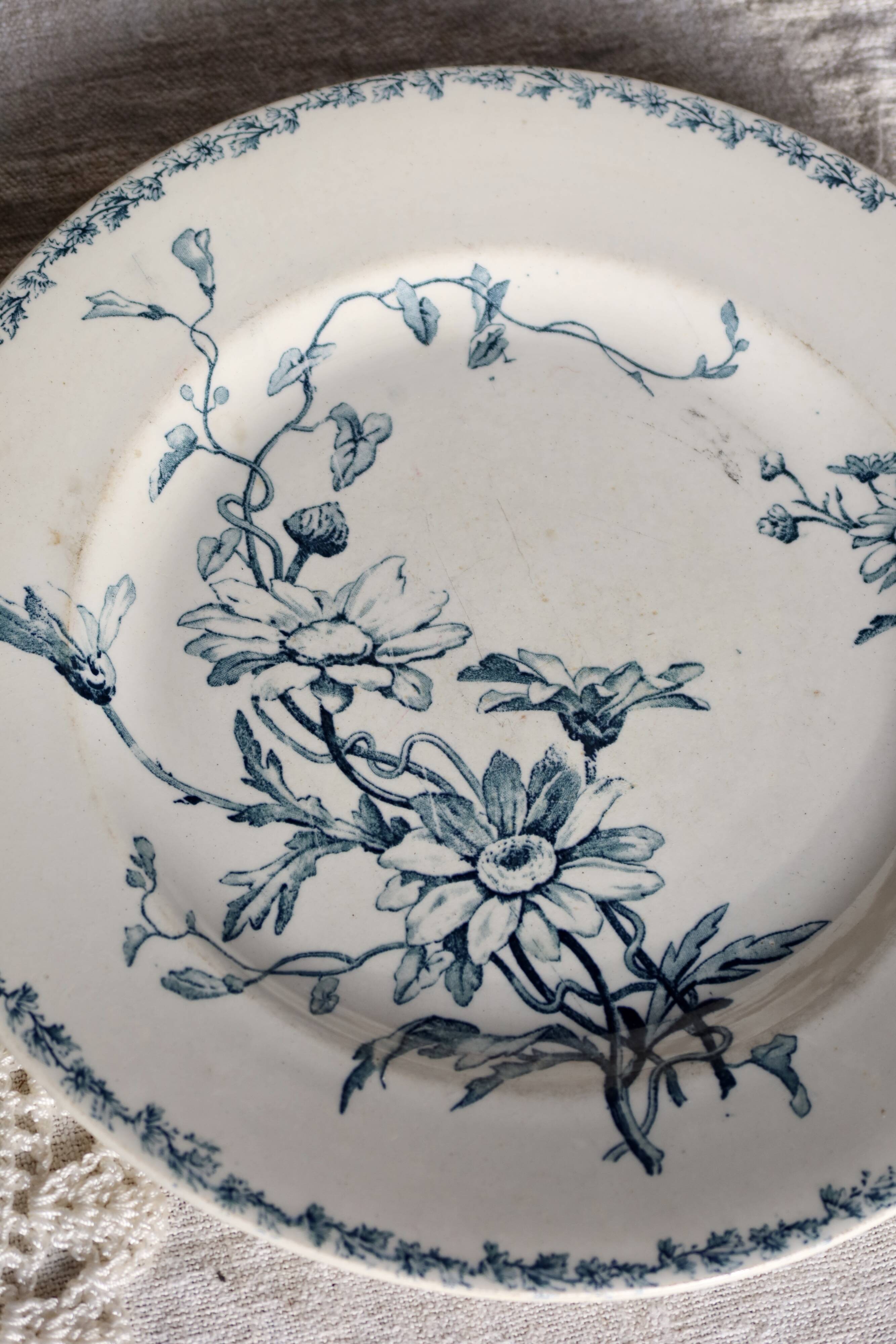 Assiette Ancienne Terre De Fer Prix