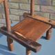 Petite chaise brutaliste