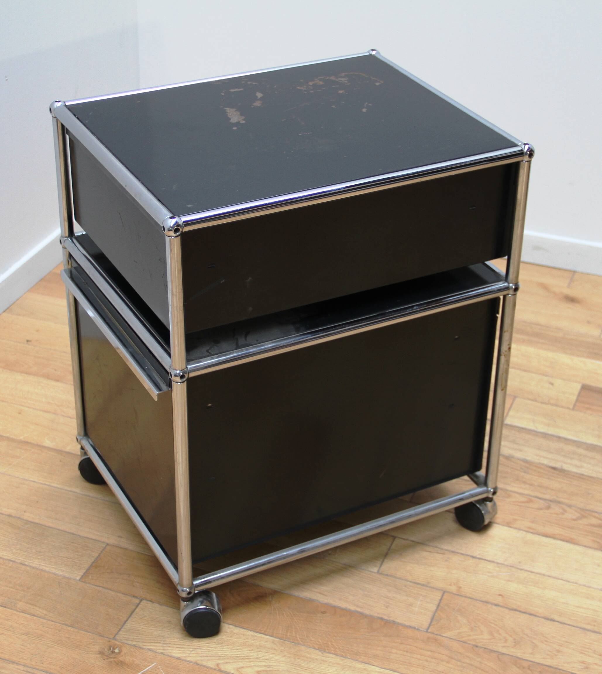 USM Haller box