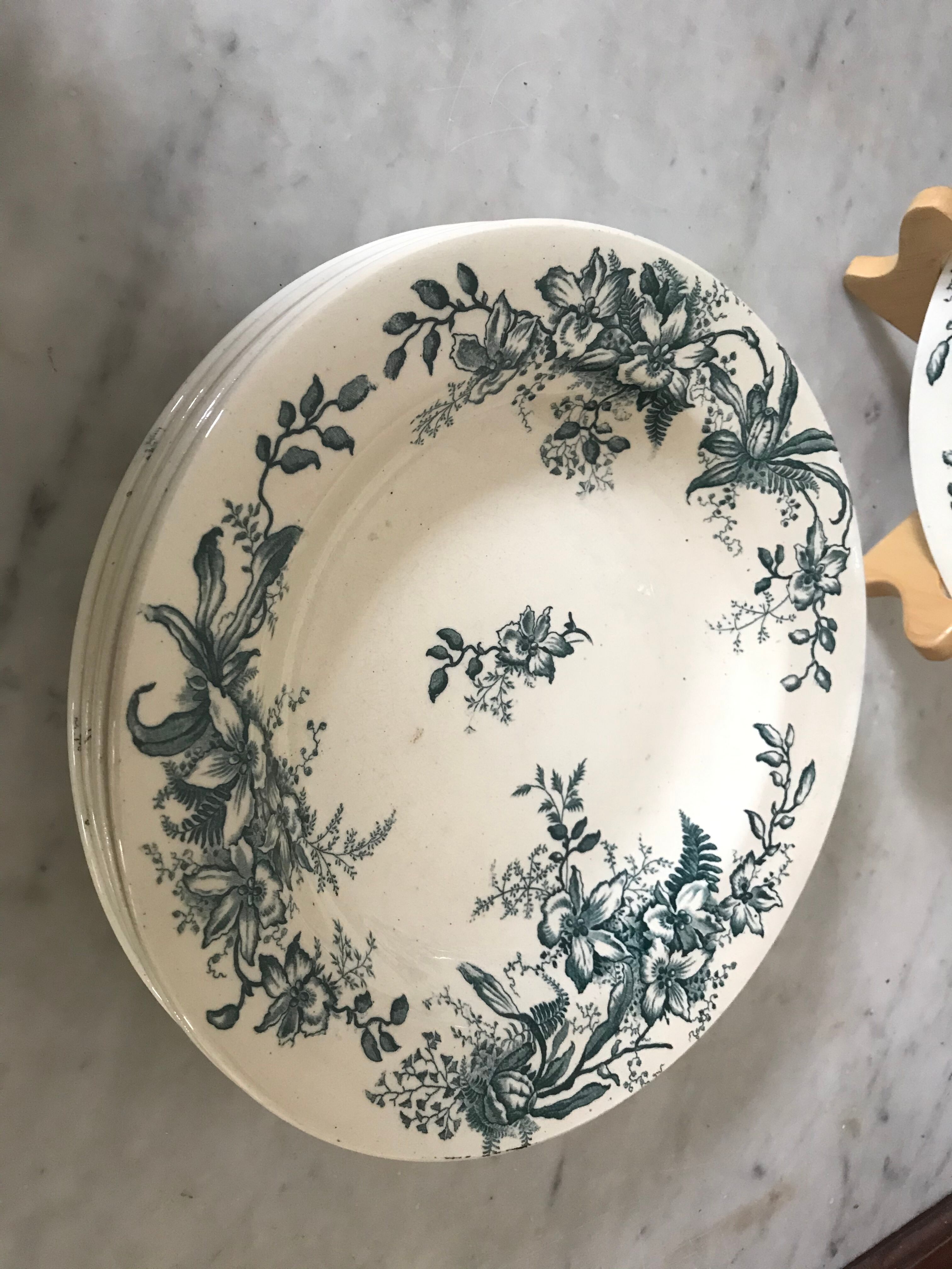 Six hollow plates Iron Earth