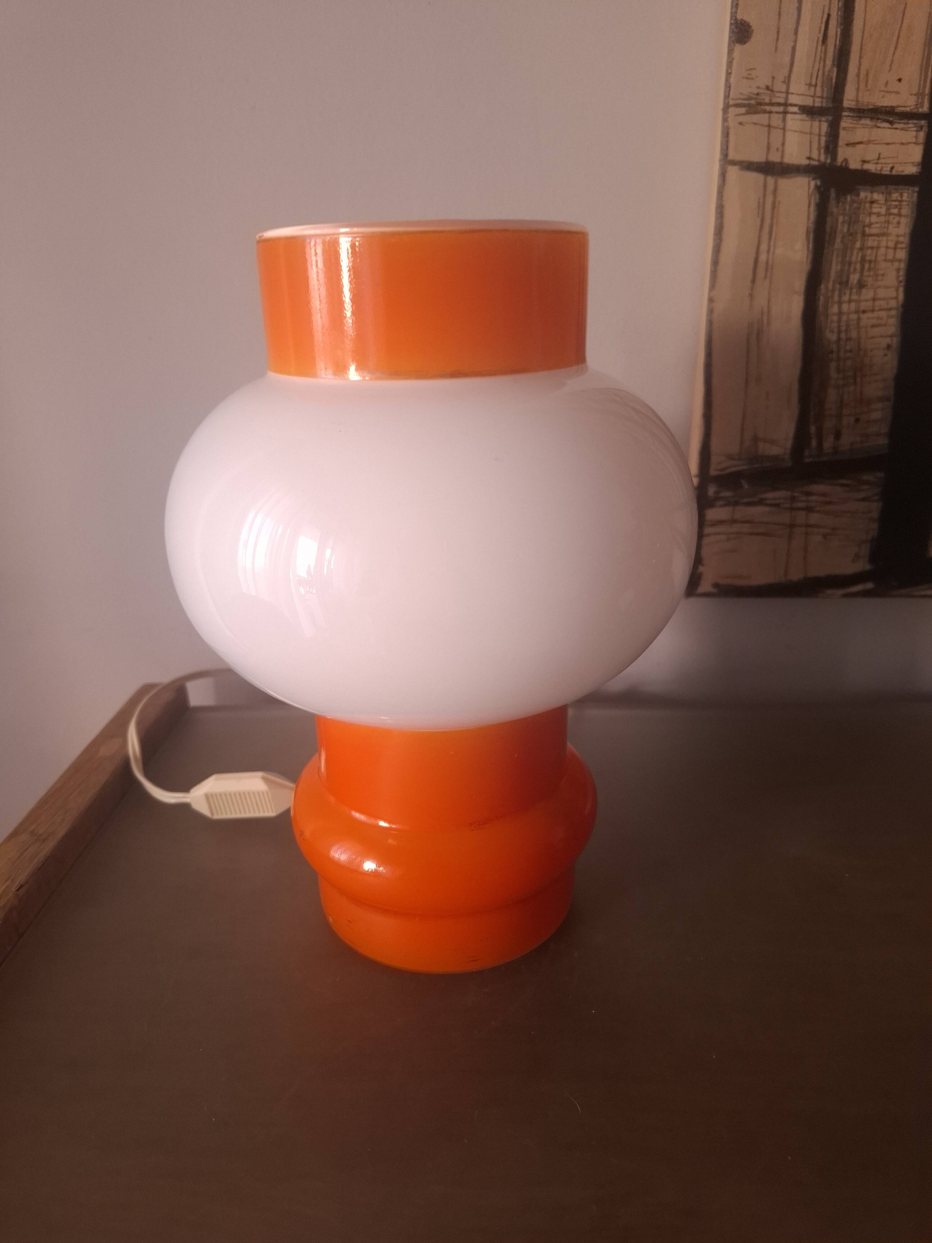 Lampe en opaline annees 70's