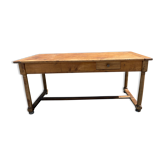 Farm table