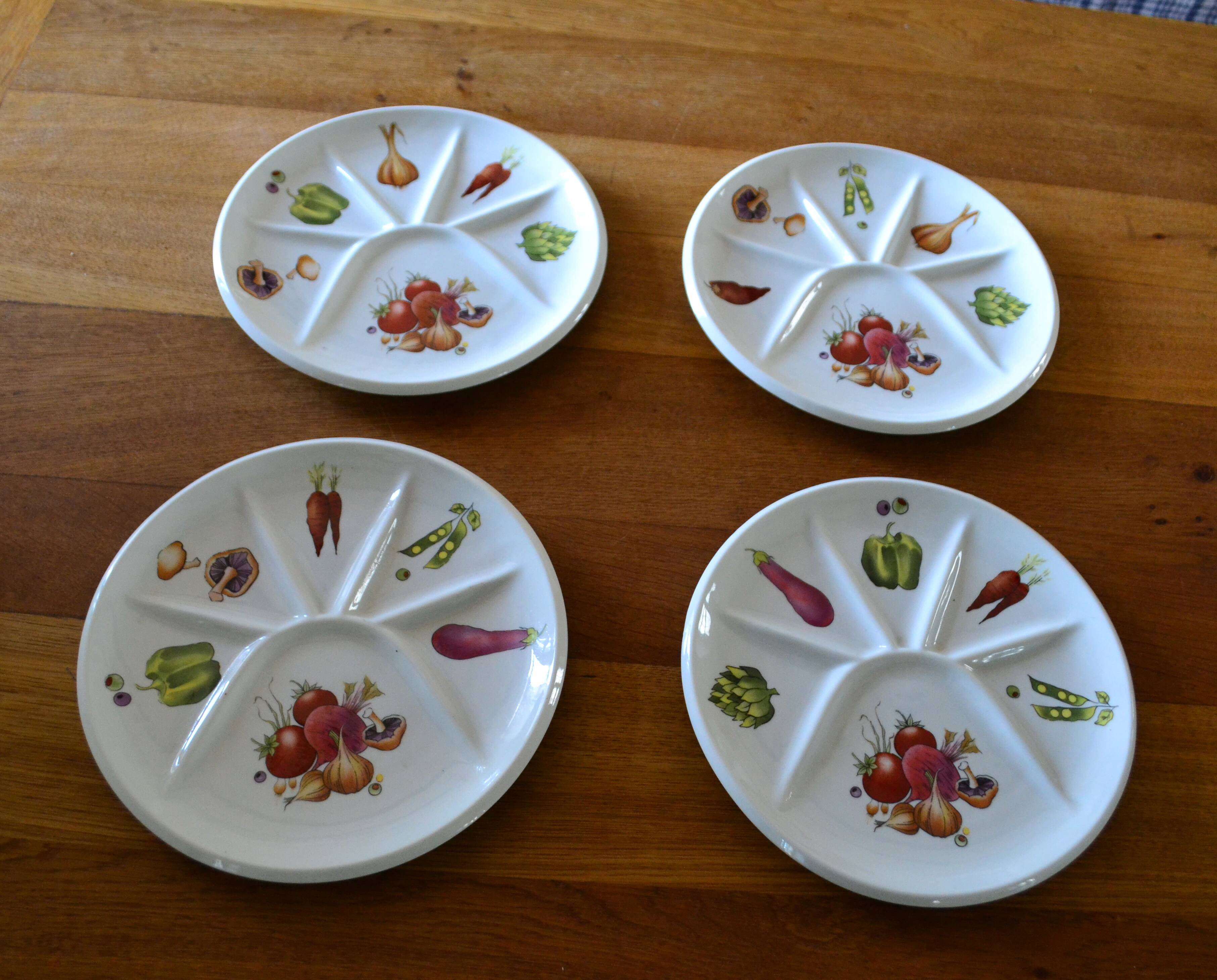 1960s Porcelain Fondue Plates from Berry