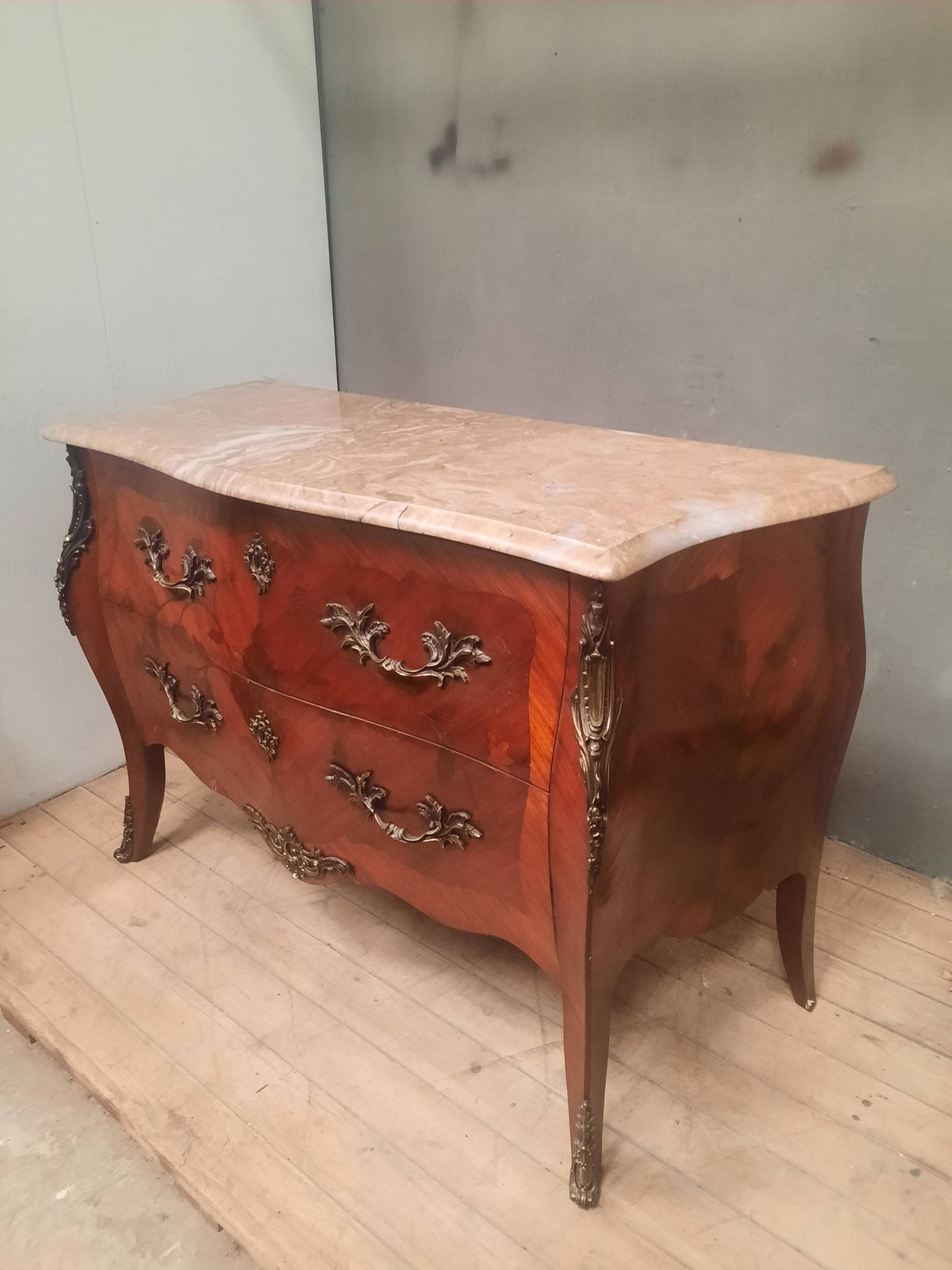 Flower marquetry commode in Louis XV style