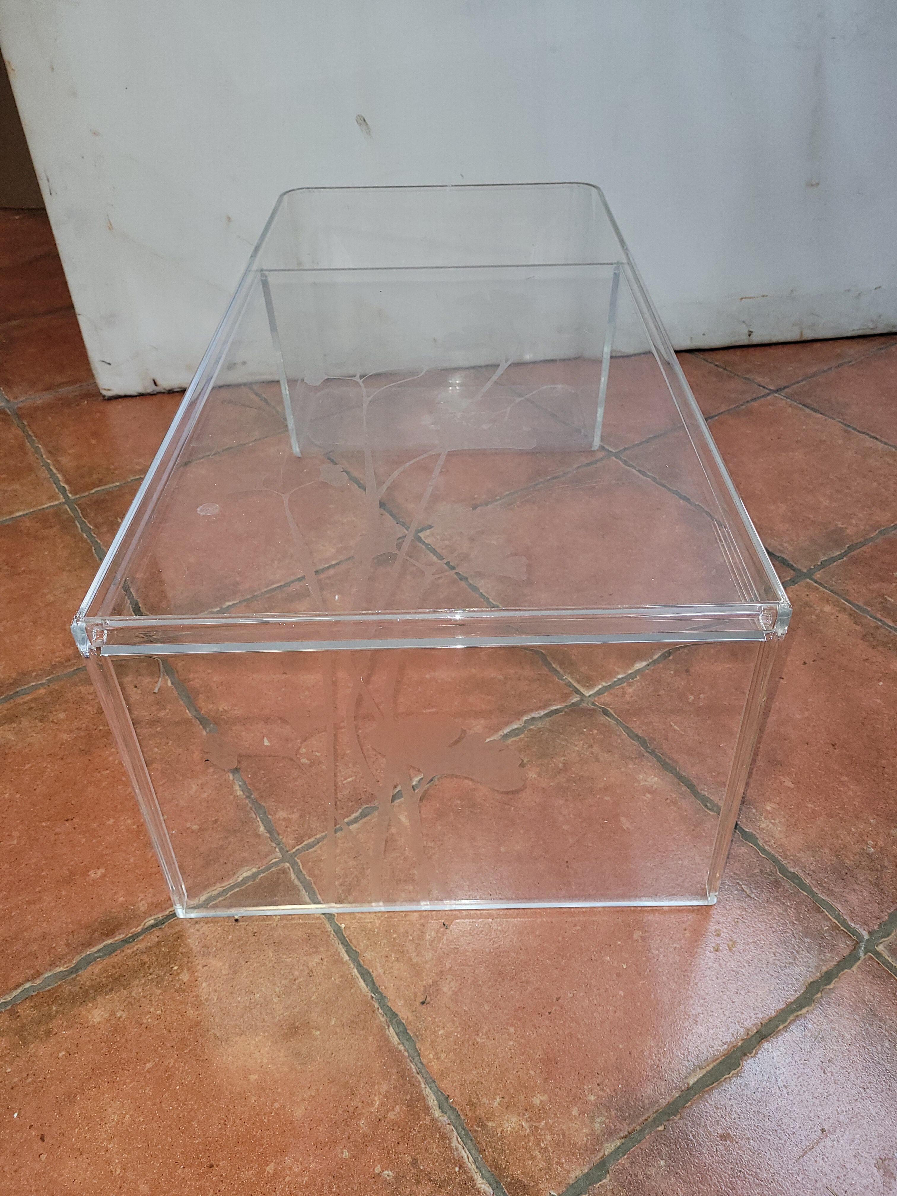 Plexiglas coffee table by Patricia Urquiola