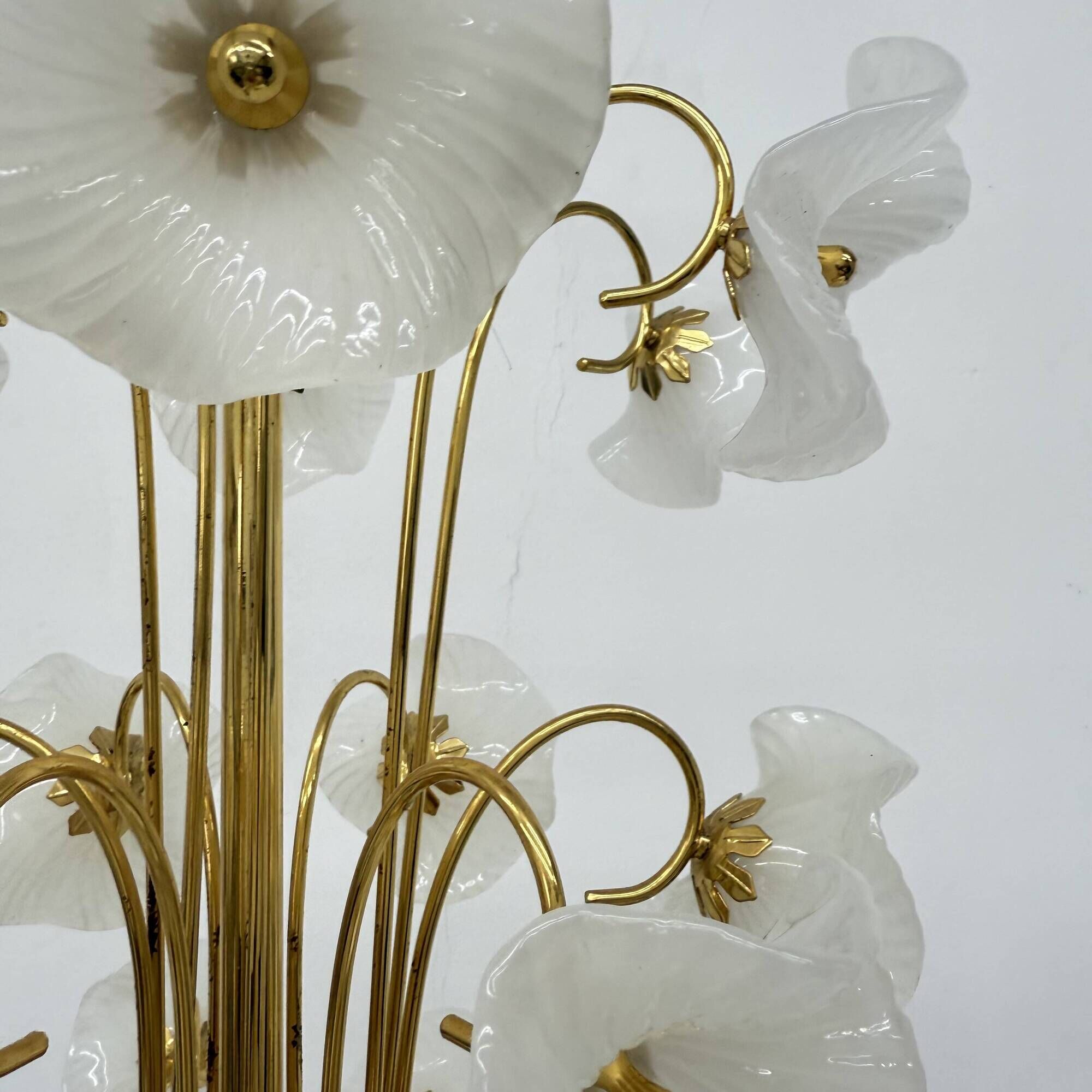 Lustre milieu du siècle avec fleurs en verre, années 1970