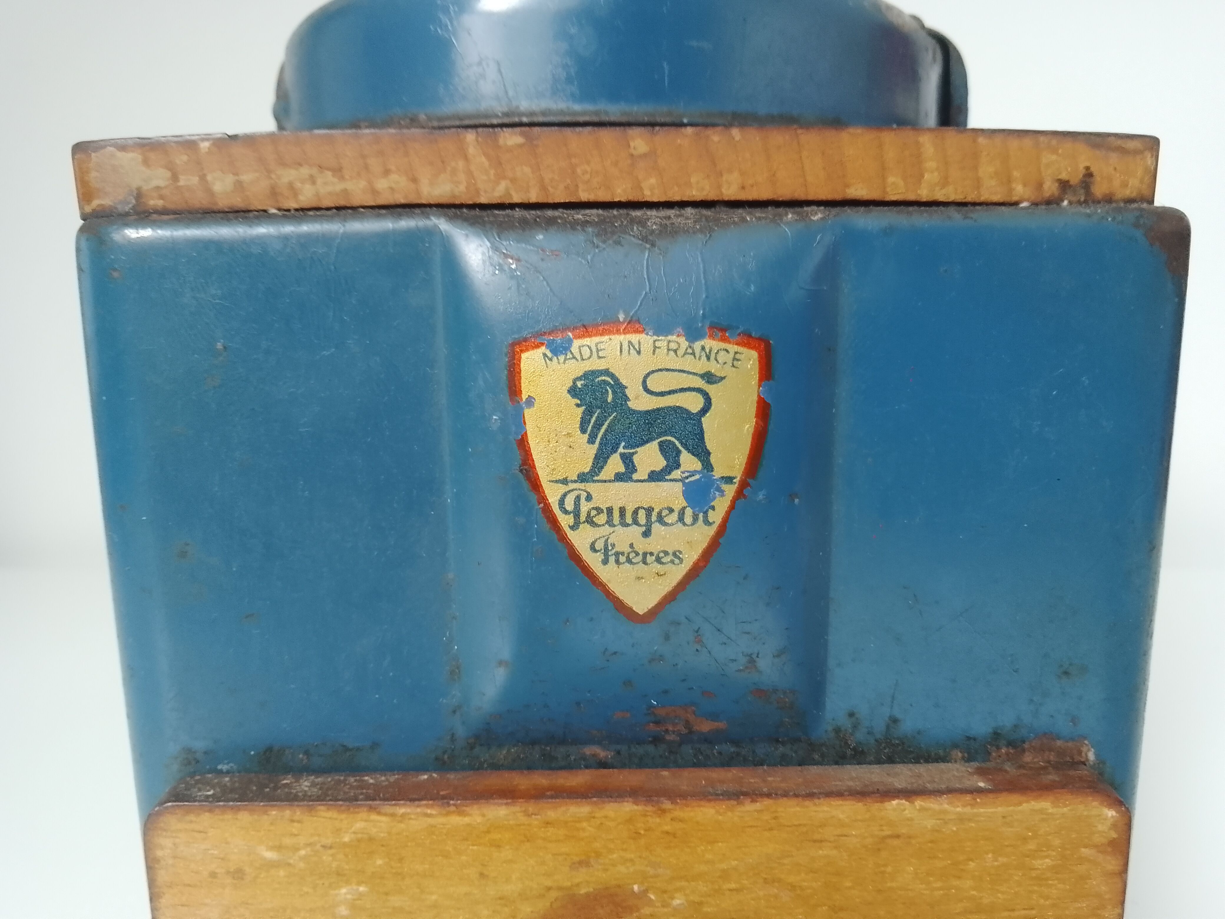 Vintage peugeot frères 50s coffee grinder