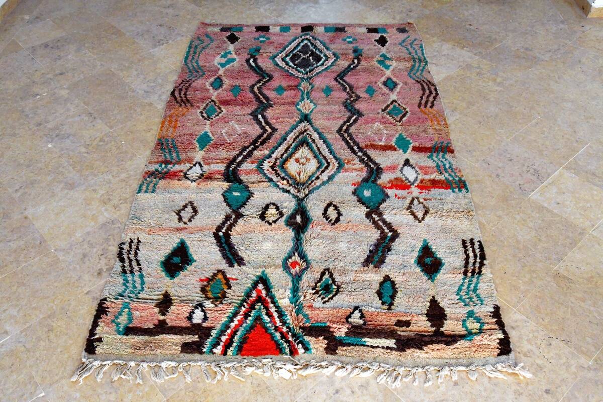 Boujaad Moroccan Berber rug 261 x 155 cm