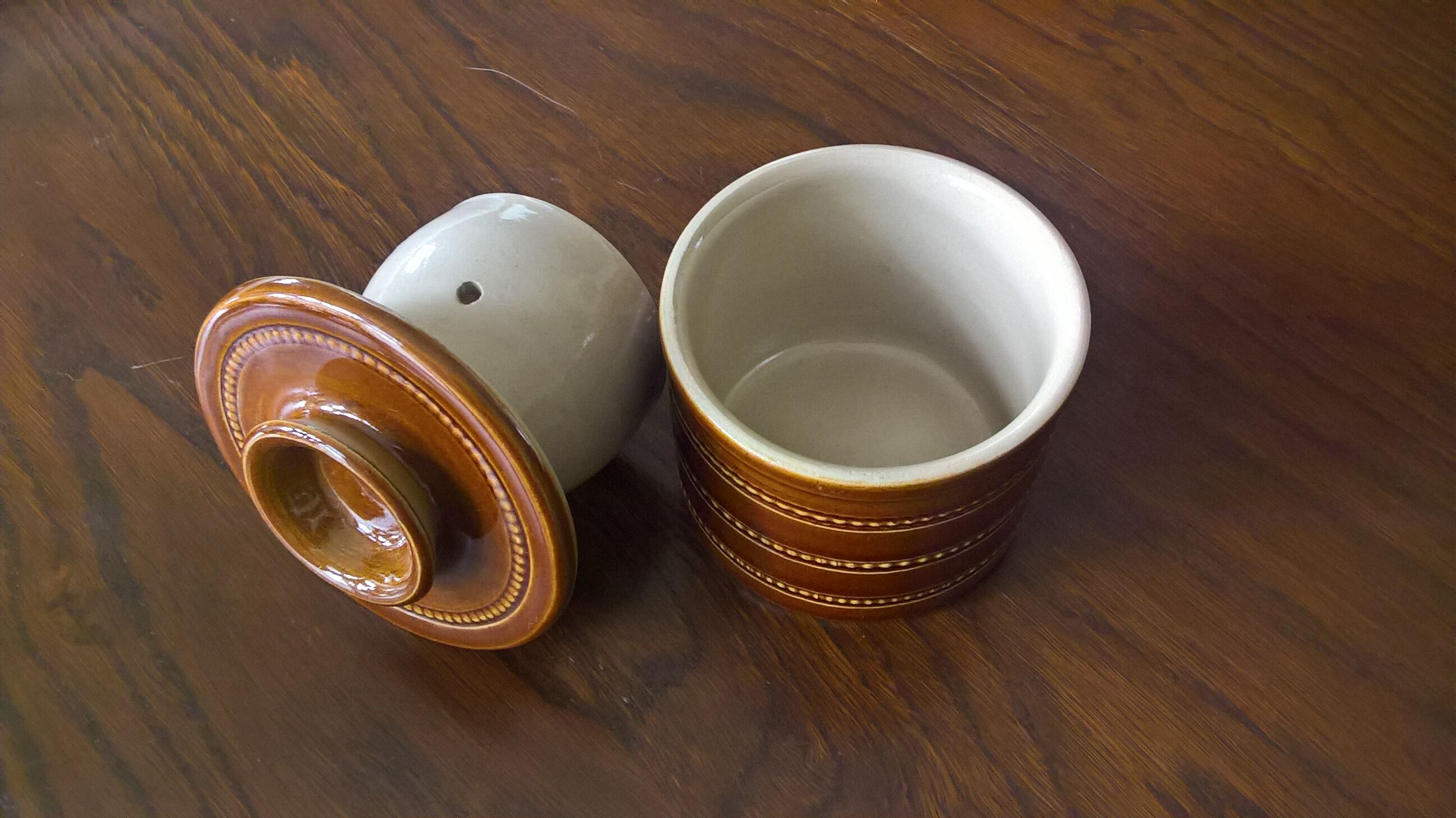 Berry sandstone water butter maker