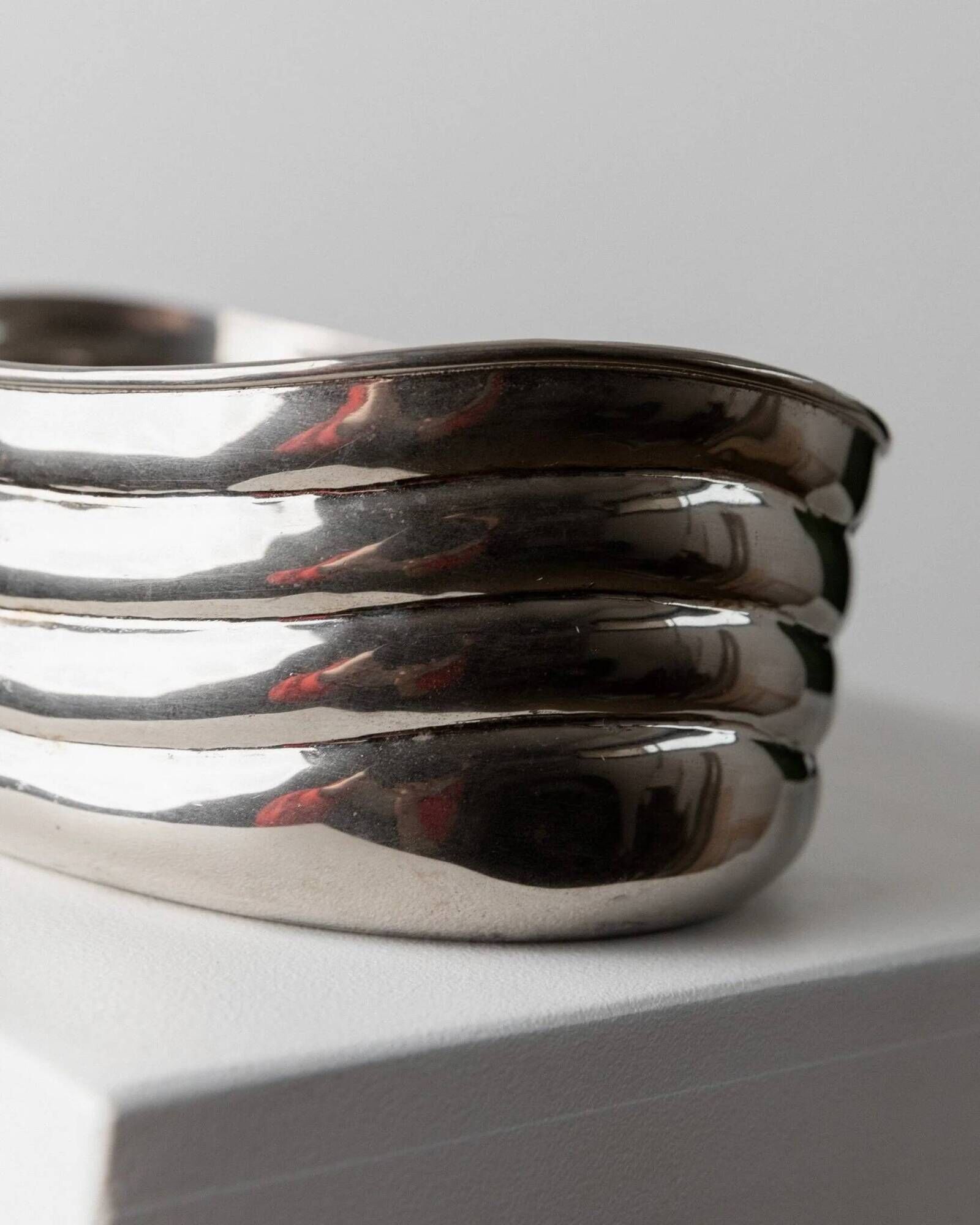 Vintage silver-plated metal bowl with curved relief design, Italy 1960s, elegant appetizer plate