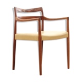 Scandinavian chair in rio rosewood