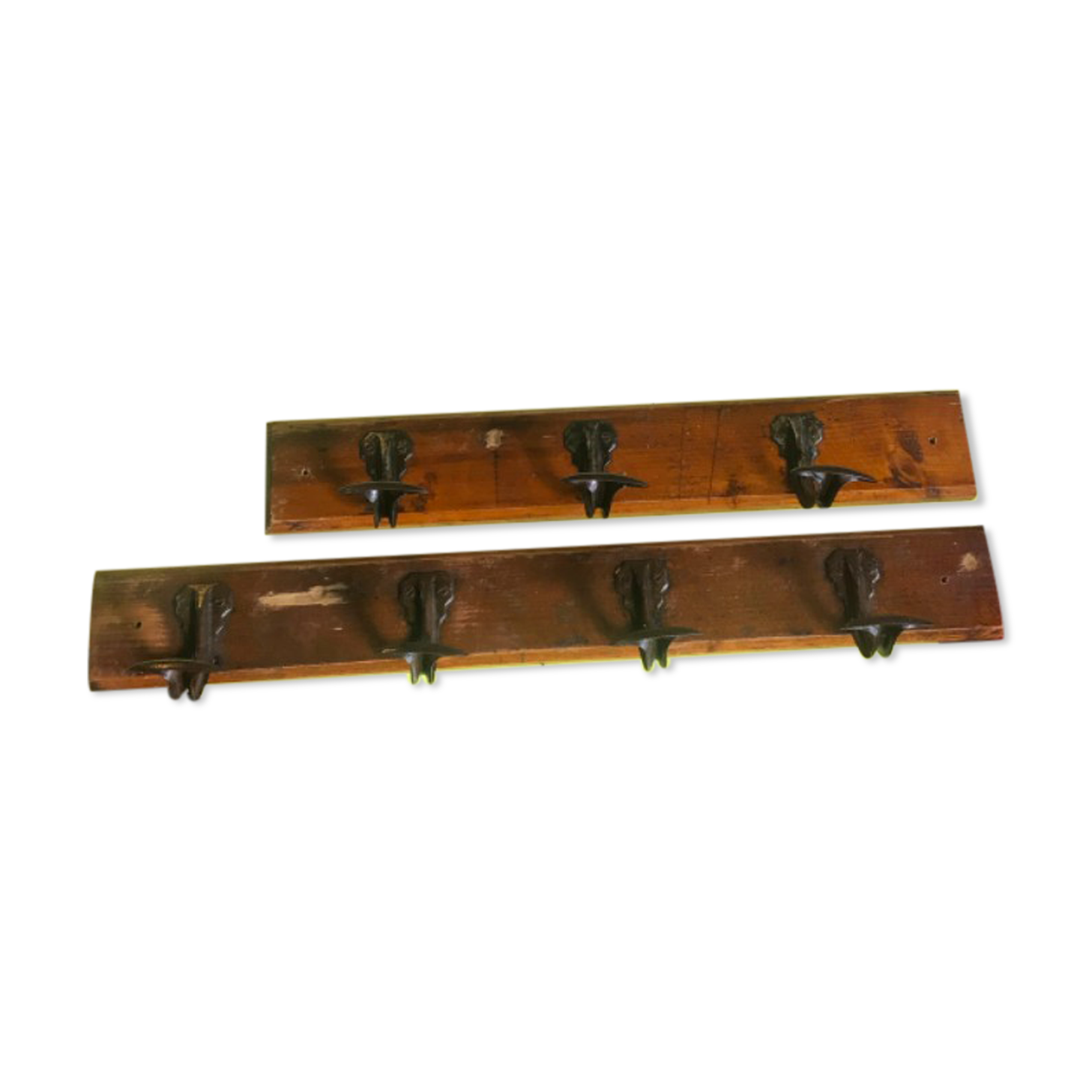 Paire de porte-manteaux d’ecole