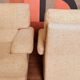 2 fauteuils minimalistes beige, 1970