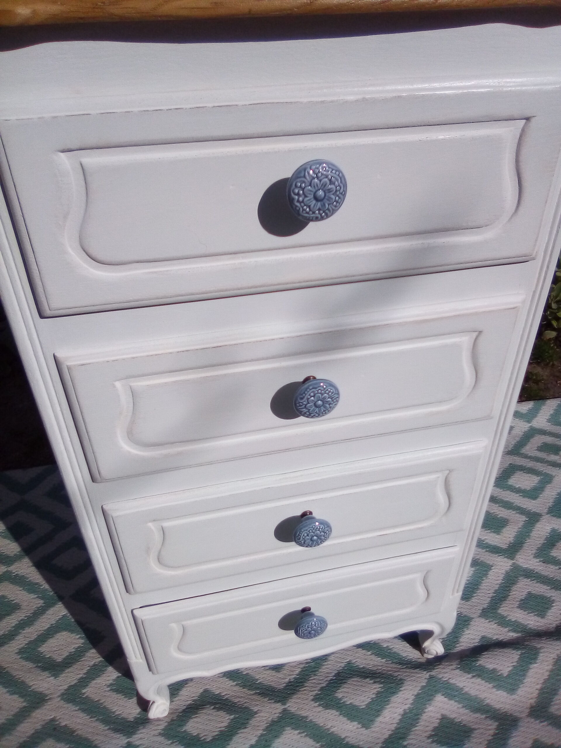 Commode chêne massif patiné
